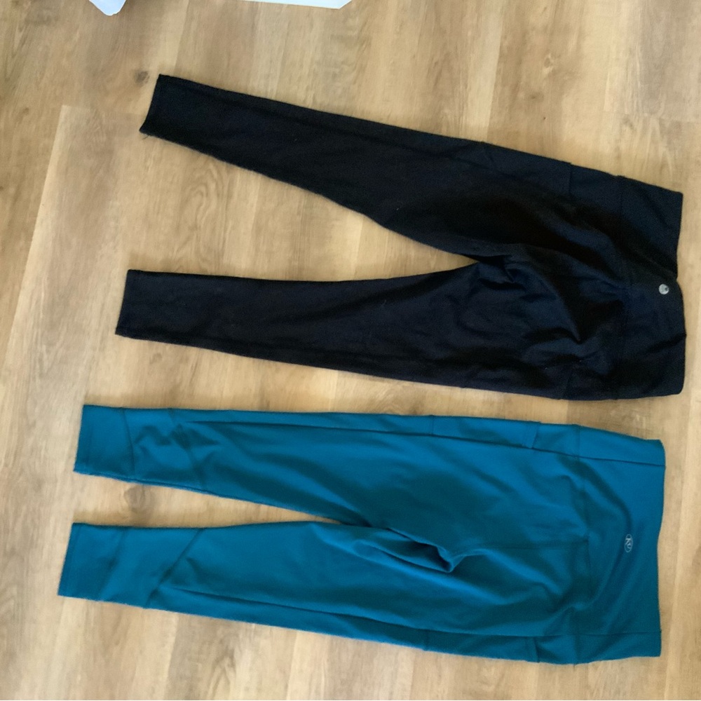EUC Womens x2 Black and Teal Leggings - Picture 2 of 4